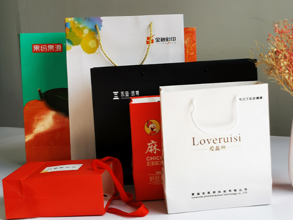 白卡纸手提袋