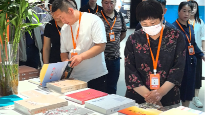 金秋彩印｜跨越400余公里，客户远道莅临厂区实地考察